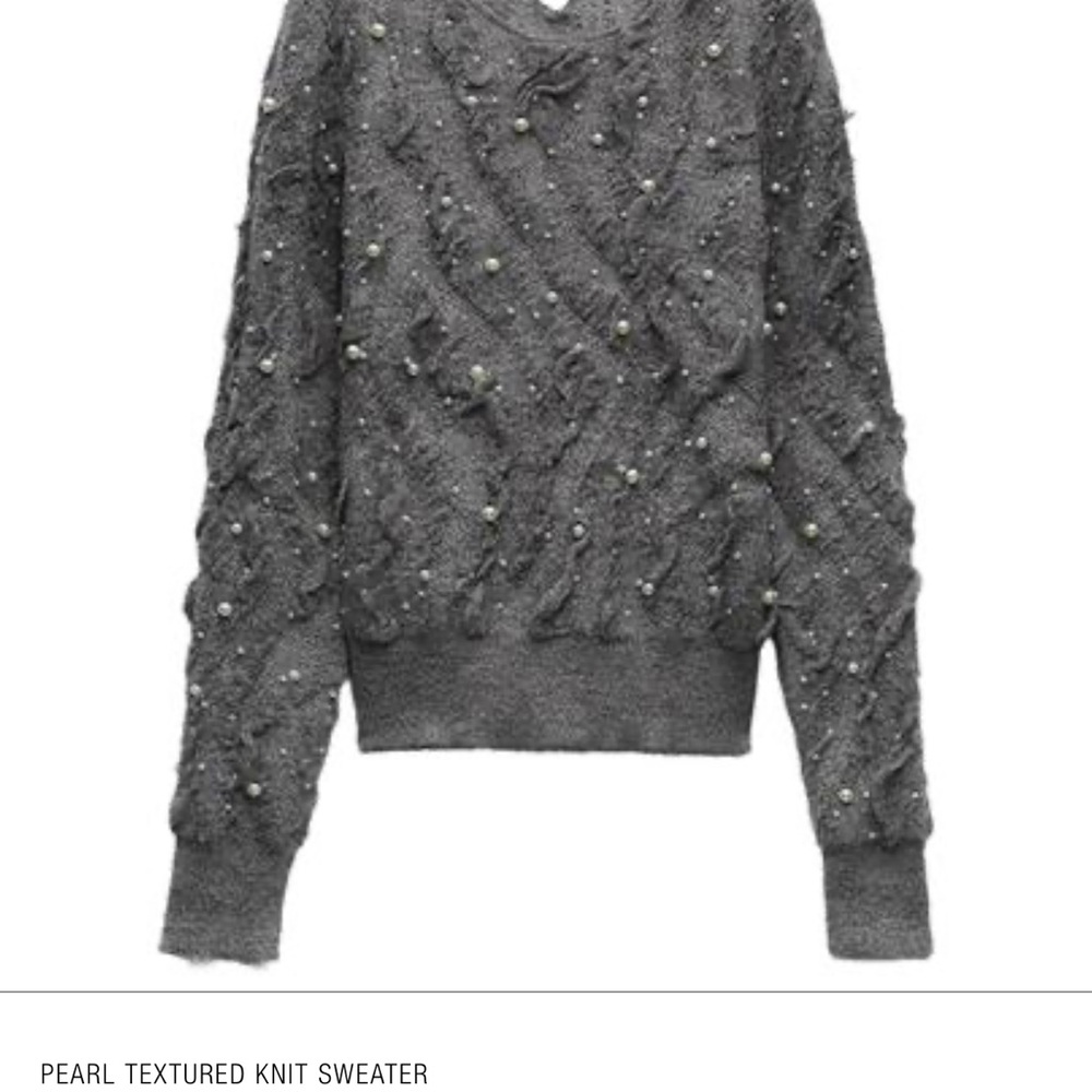 Zara Gray Crew Neck Sweater with Textured Pattern